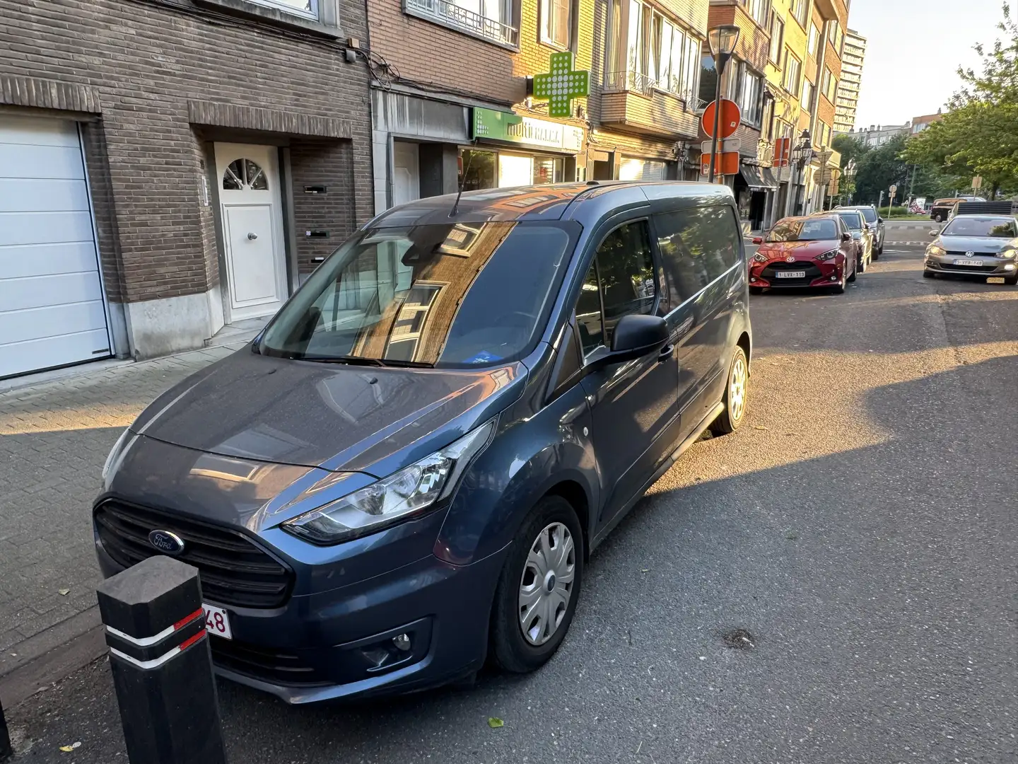 Ford Transit Connect 200 1.5 TDCi Ambiente (EU6.2) Bleu - 2
