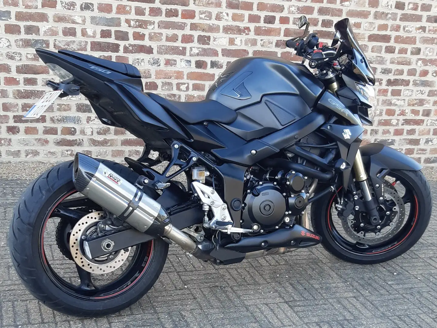 Suzuki GSR 750 Noir - 1