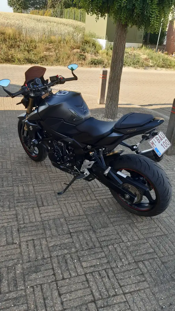 Suzuki GSR 750 Noir - 2