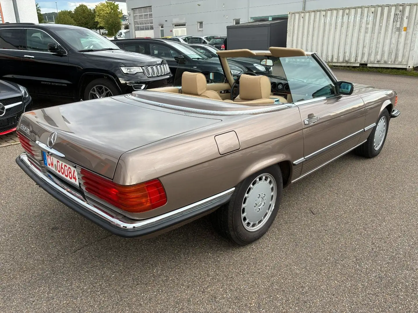Mercedes-Benz SL 560 Braun - 2