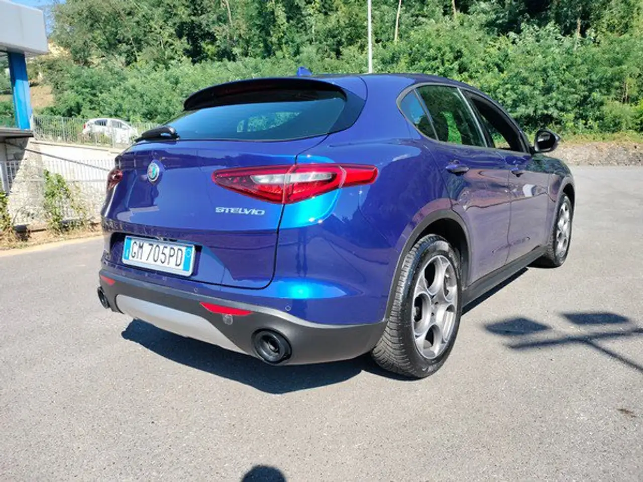 Alfa Romeo Stelvio 2023 — фото 6
