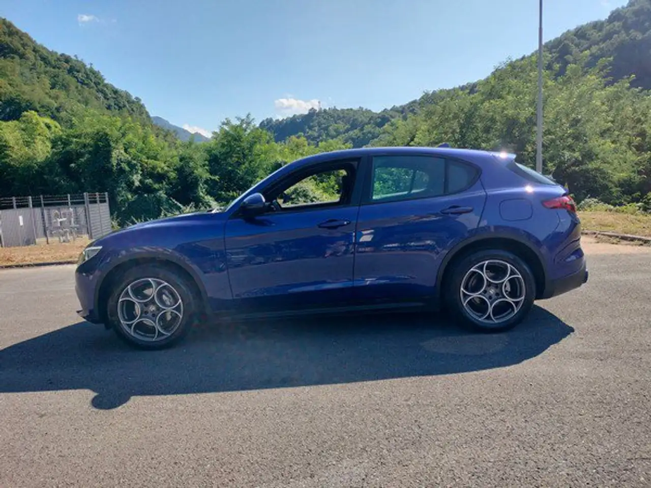 Alfa Romeo Stelvio 2023