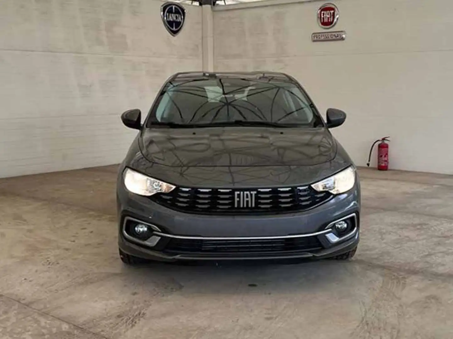 Fiat Tipo 1.3 Mjt S&S 4 porte City Life Gris - 2