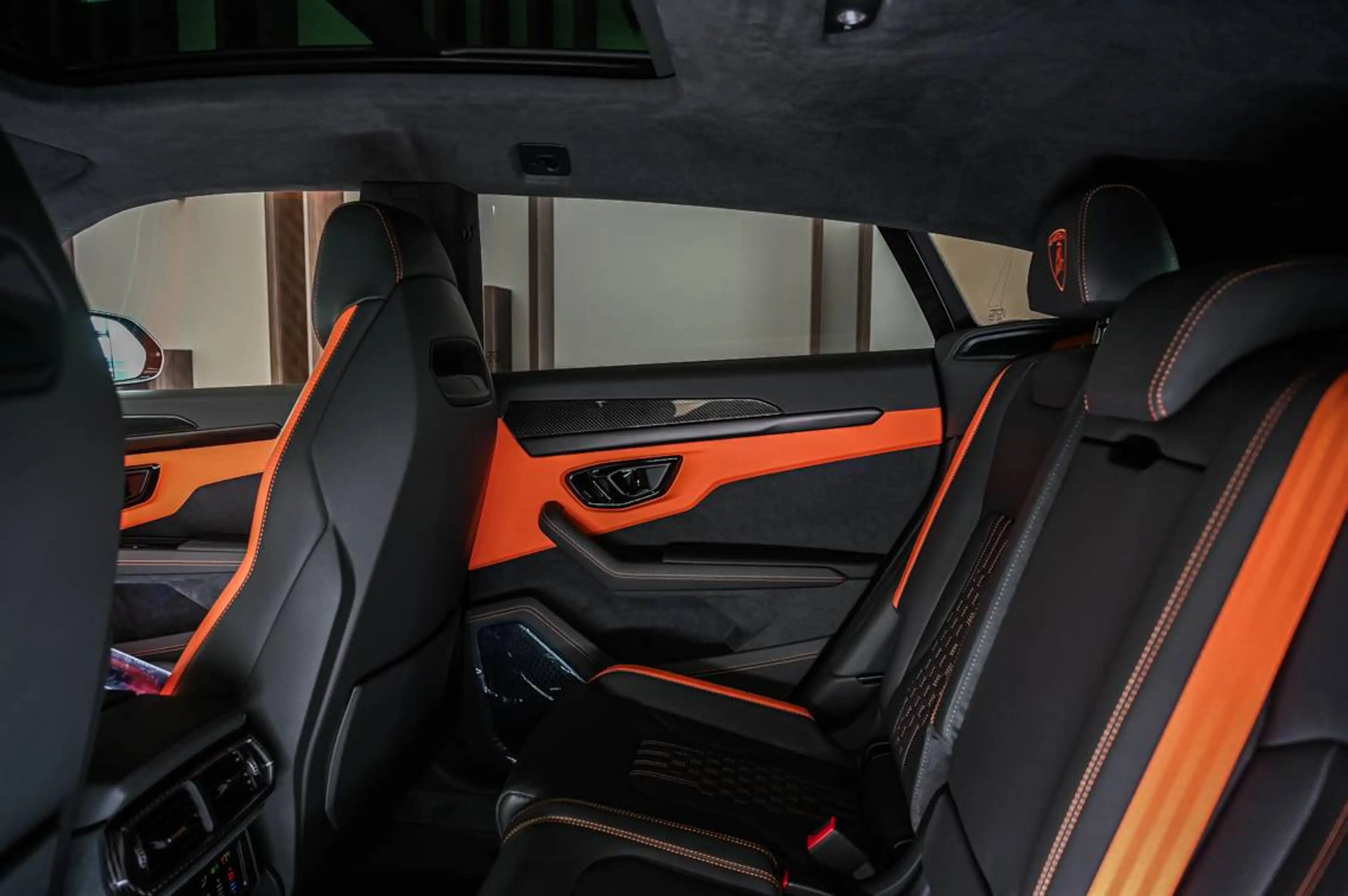 Lamborghini Urus Urus SE PHEV 4.0 BiTurbo V8 — photo 8