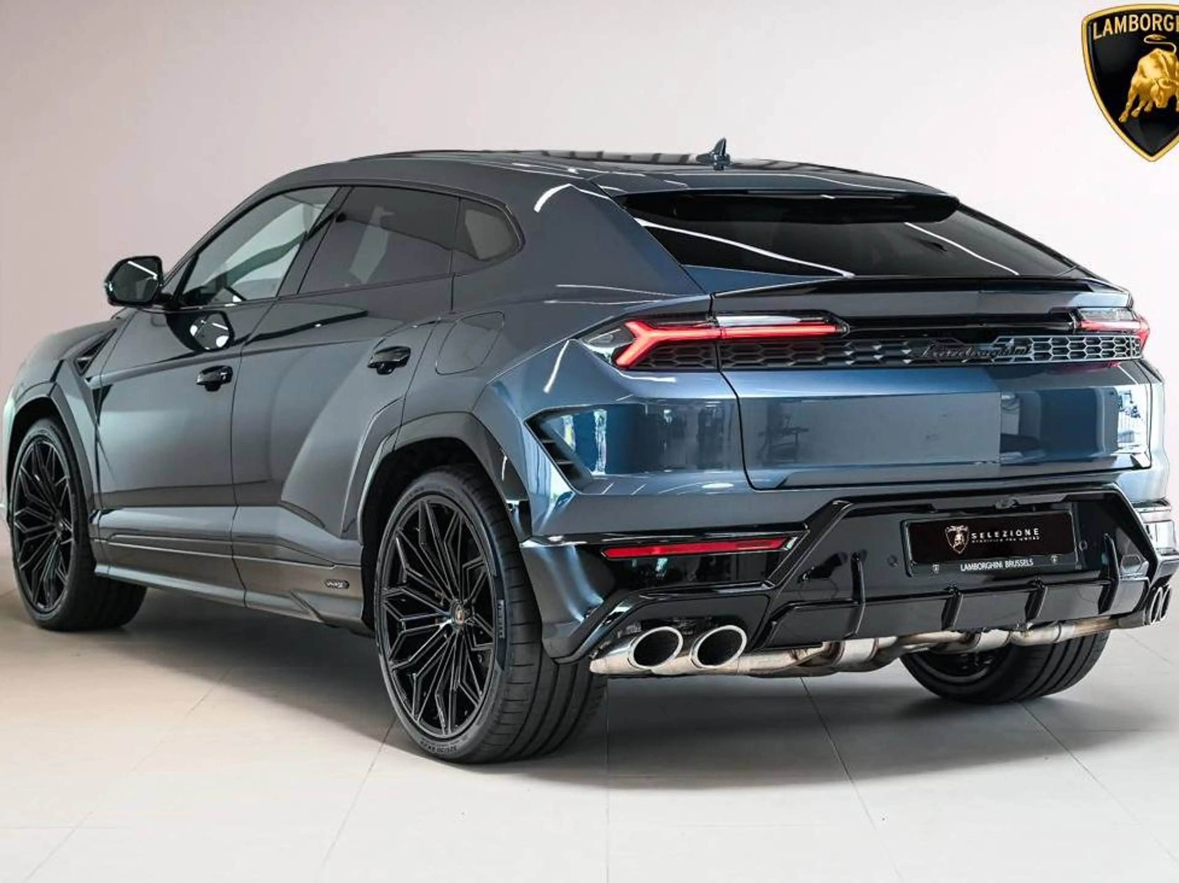 Lamborghini Urus Urus SE PHEV 4.0 BiTurbo V8 — photo 3