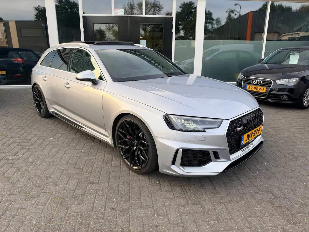 Audi RS4