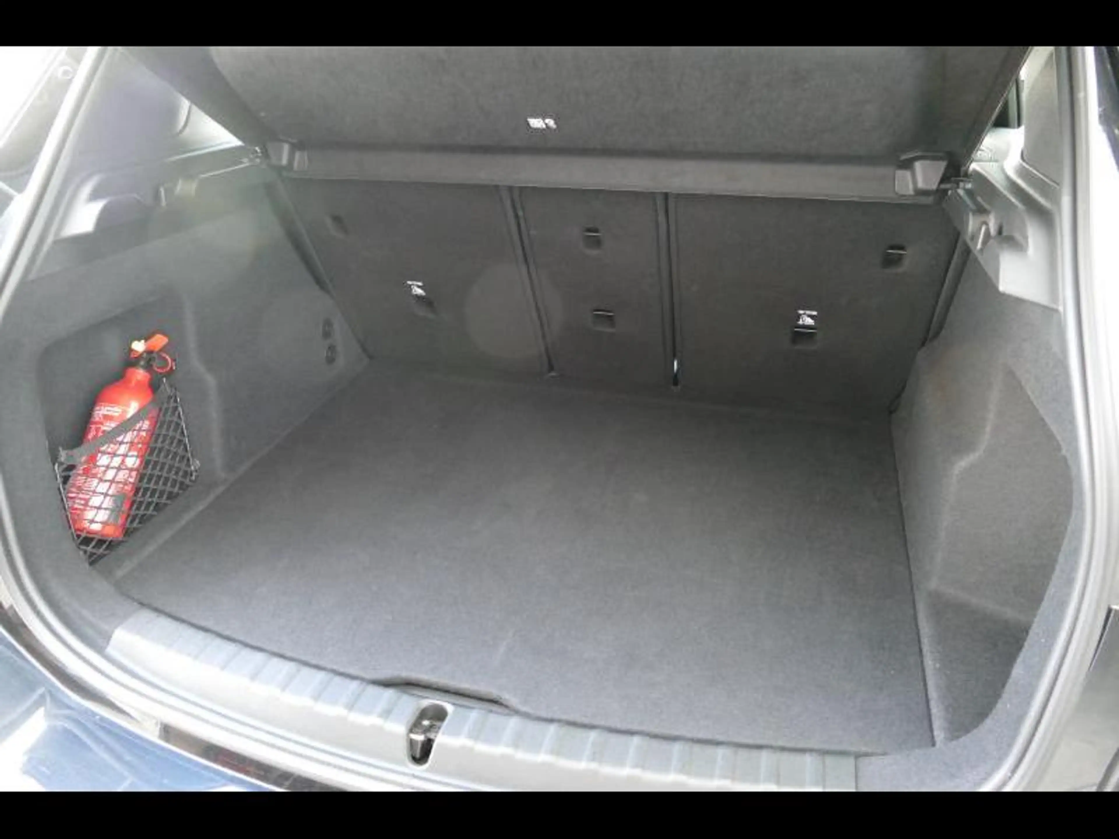 BMW 216 i — photo 12