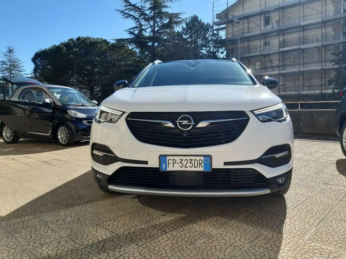 Opel Grandland X 2.0 diesel Ecotec S&S aut. Ultimate Bianco - 2