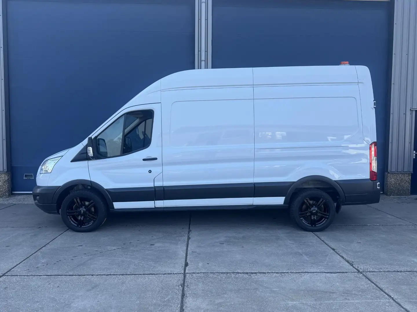 Ford Transit 350 2.0 TDCI L3H2 Trend AIRCO / CRUISE CONTROLE / - 2