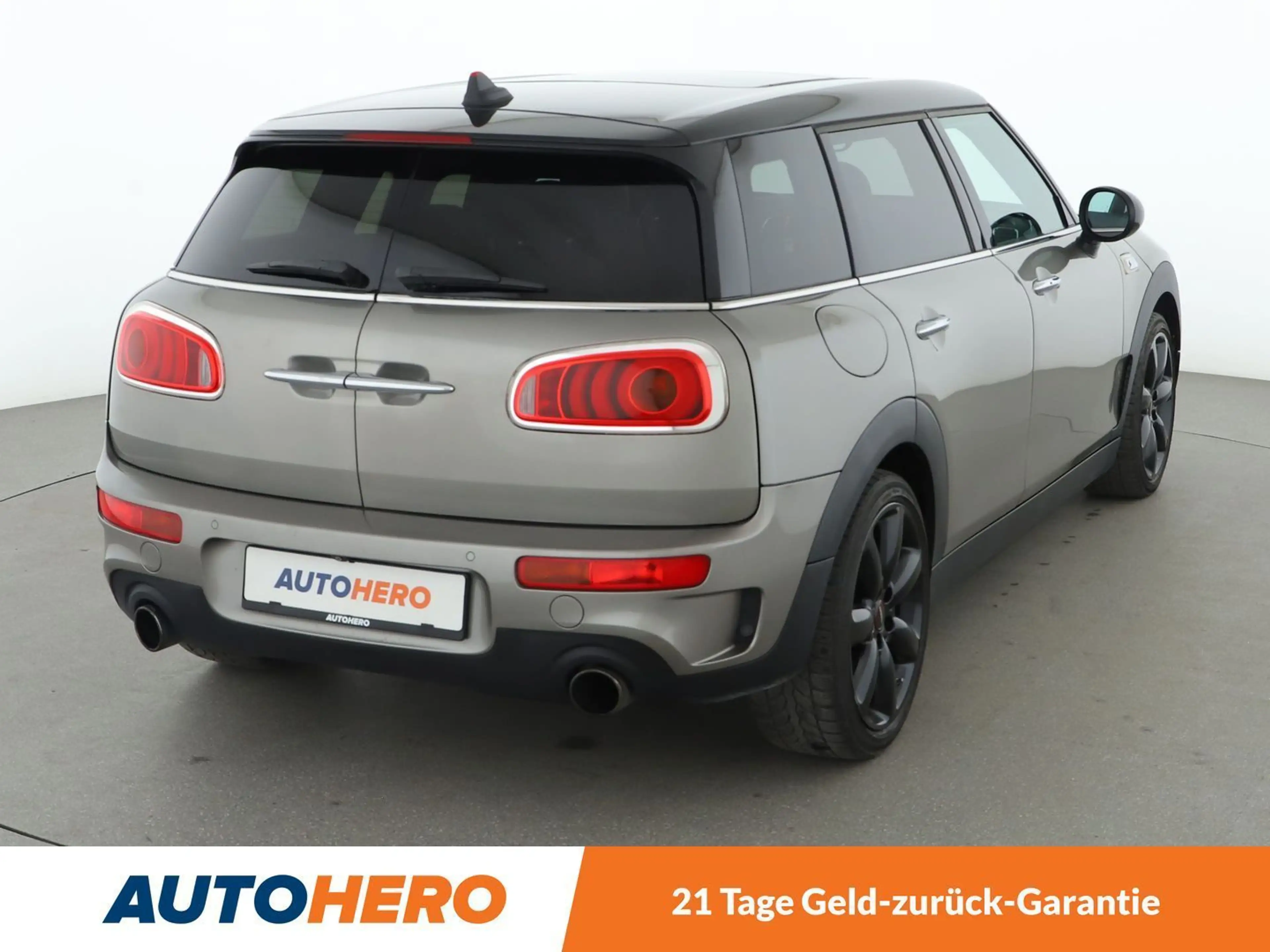 MINI Cooper S Clubman Cooper S Aut.*NAVI*LED*HUD*H&K*PDC* — photo 6