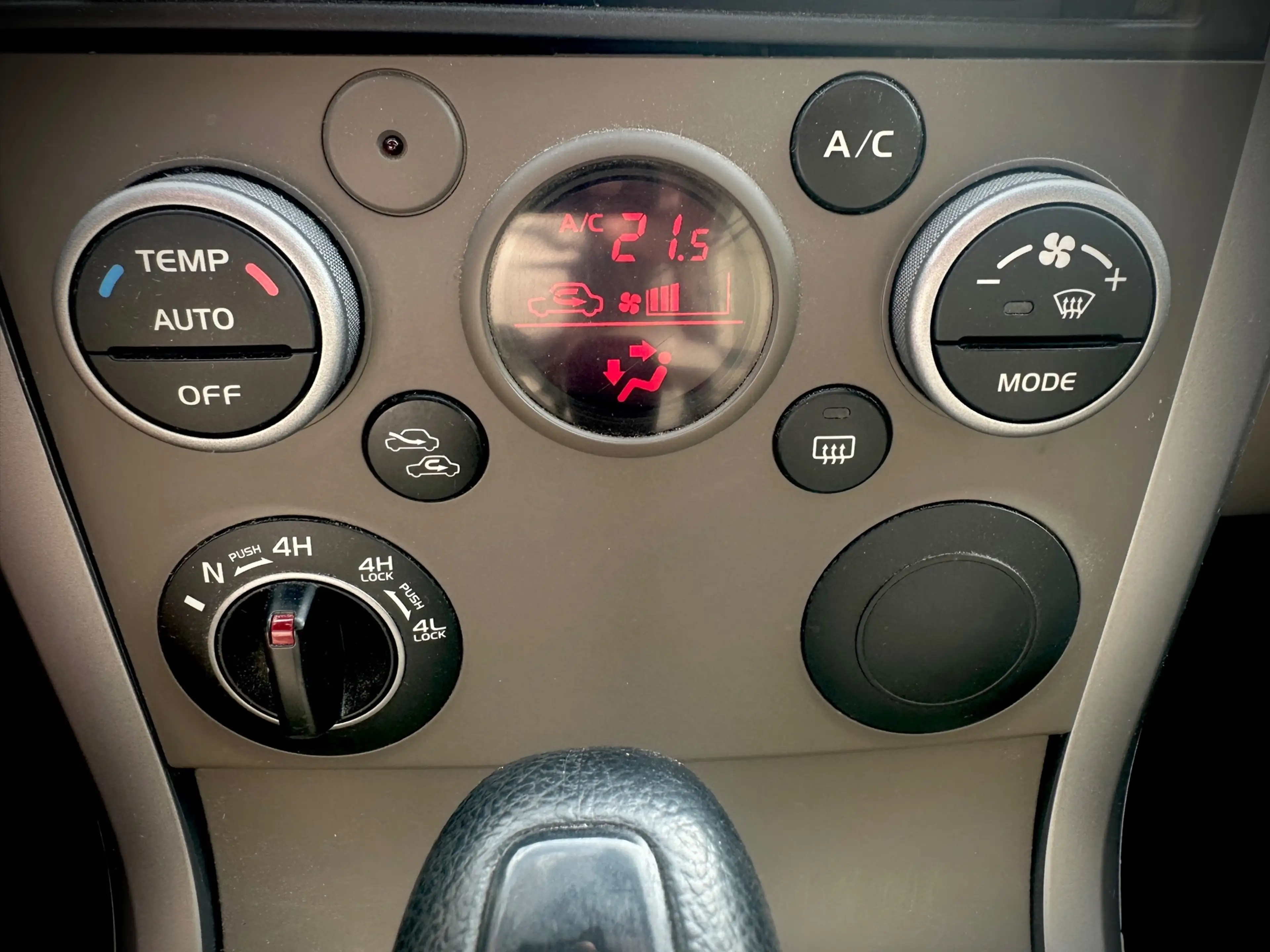 Suzuki Grand Vitara 2.4 Exclusive, AUTOMAAT, 4WD, LAGE KM, NIEUWE APK, — photo 28