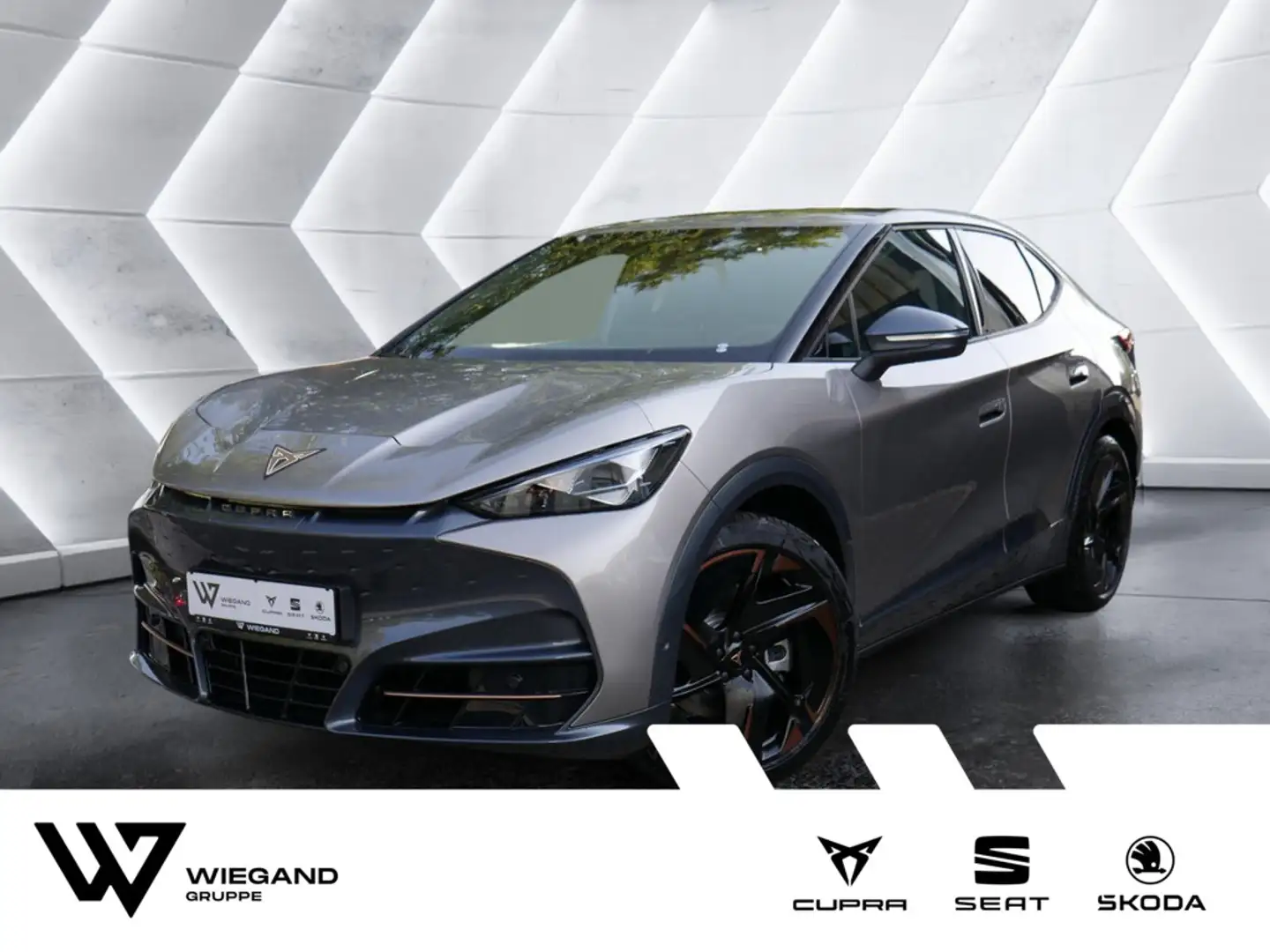CUPRA Tavascan 250 kW VZ 4Drive ACC HUD LED 360° Bej - 1
