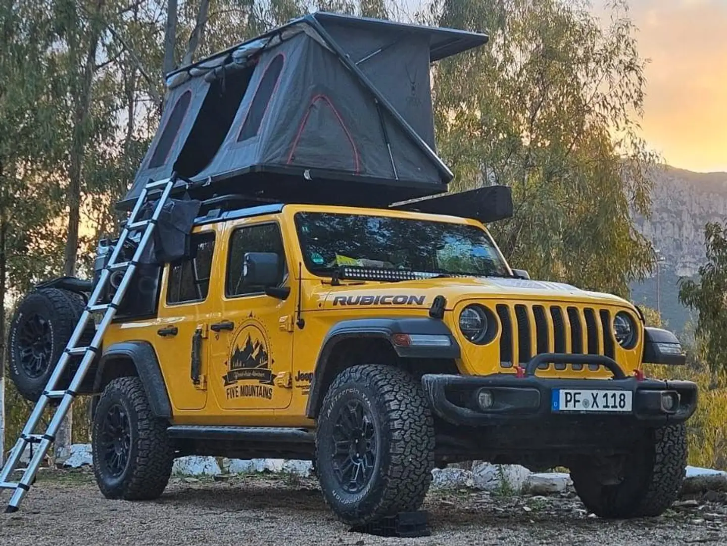 Jeep Wrangler Wrangler Unlimited 2.2 CRDi Hardtop AWD Automatik Gelb - 1