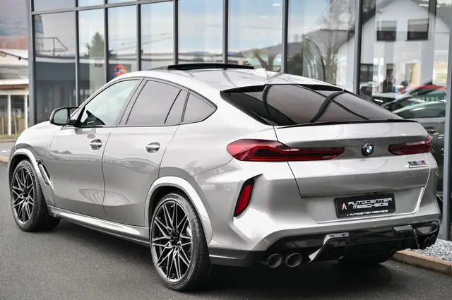 BMW X6 M view 5