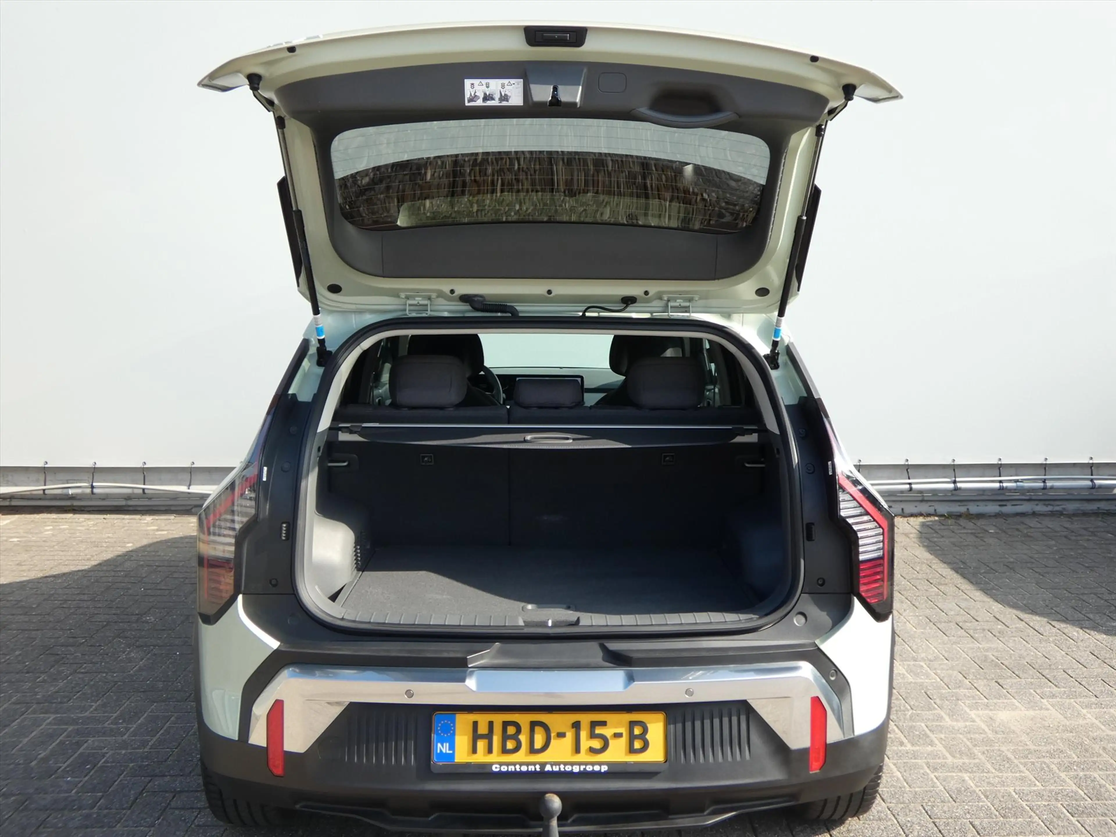 Kia EV3 58,3 kWh 204pk Plus — photo 23