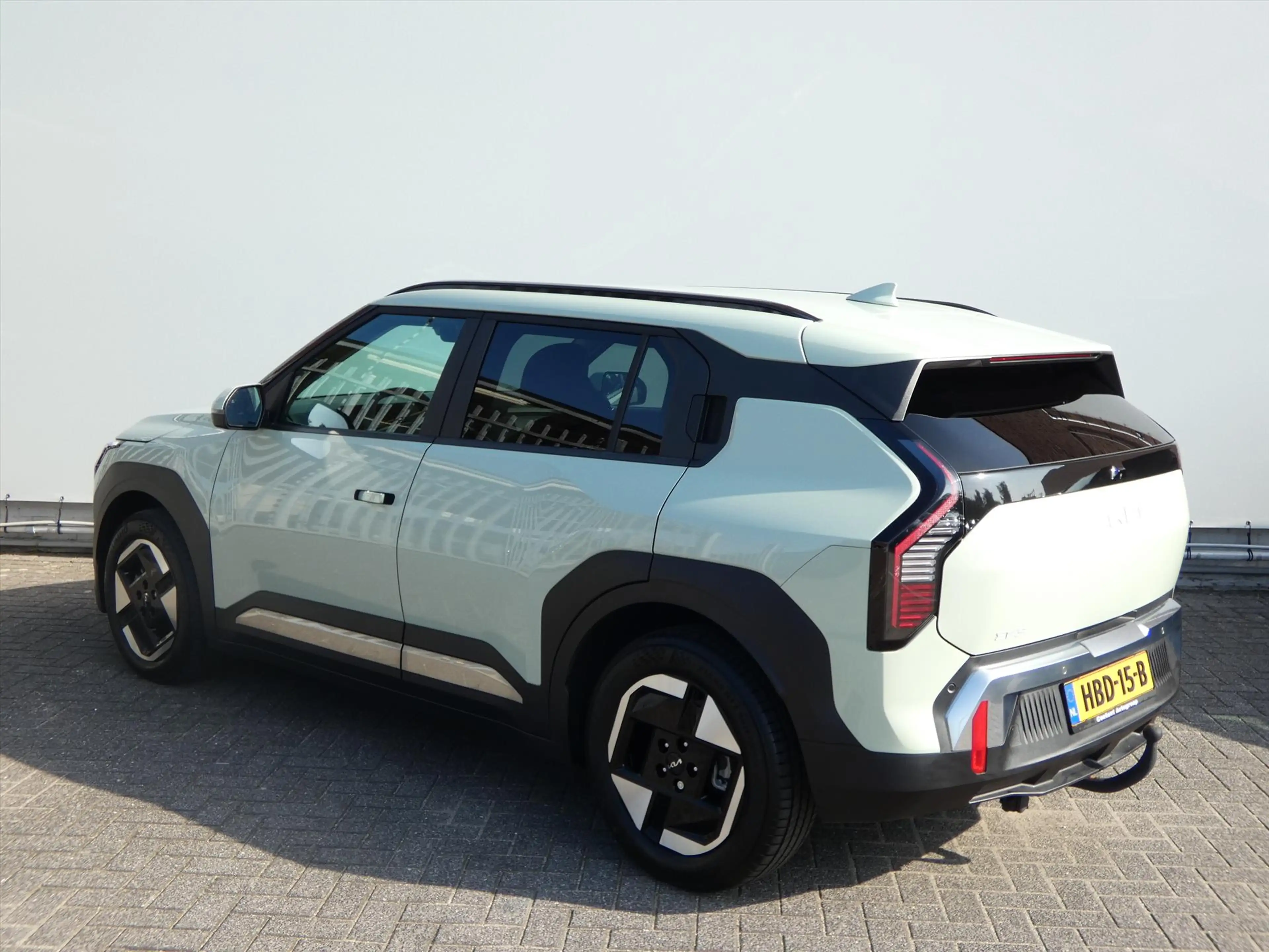 Kia EV3 58,3 kWh 204pk Plus — photo 7