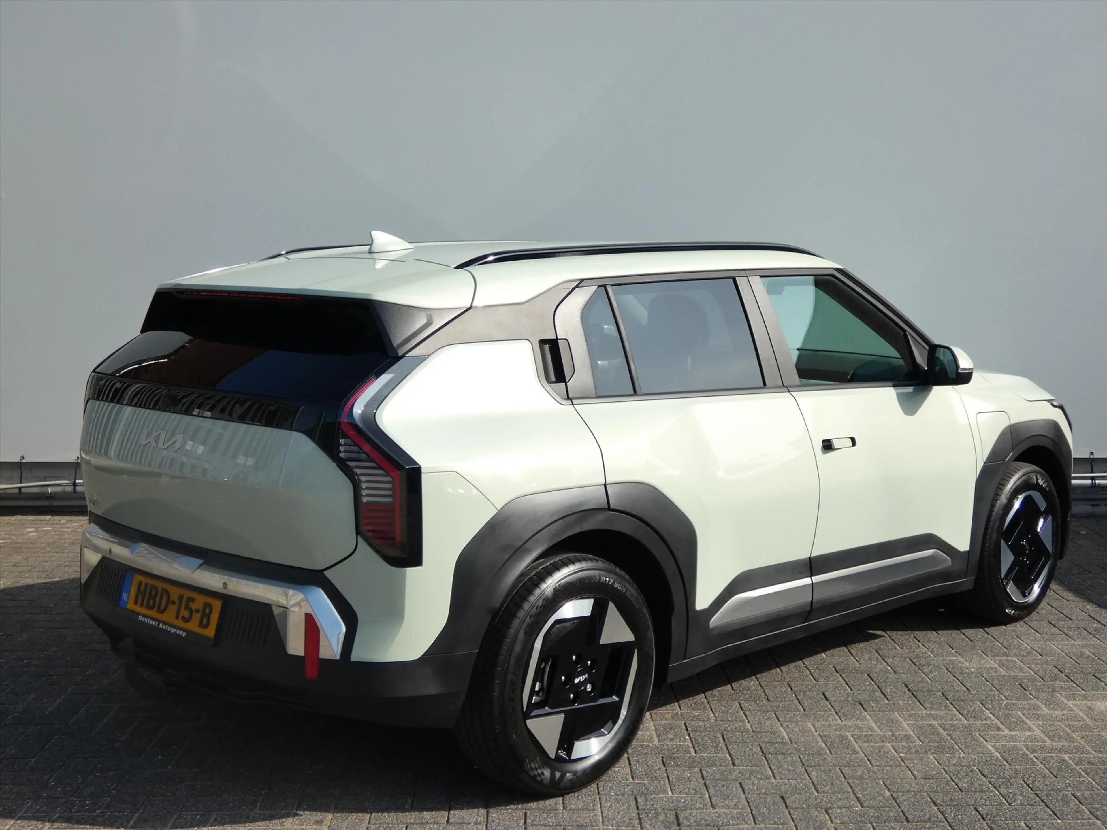 Kia EV3 58,3 kWh 204pk Plus — photo 5