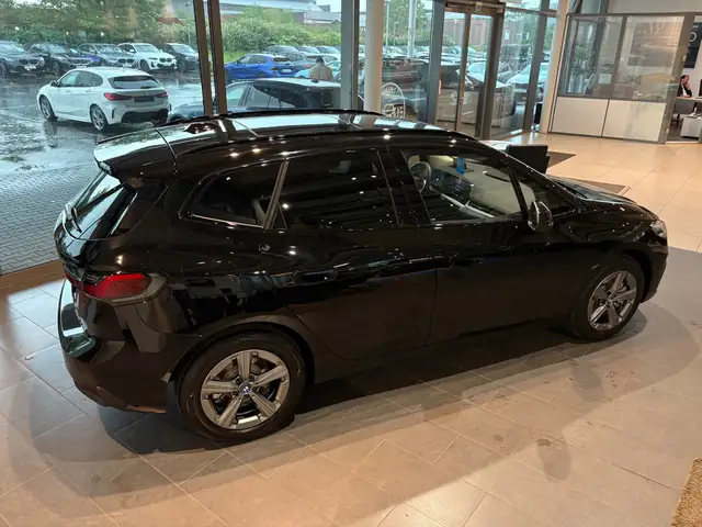 BMW 2 Series view 7