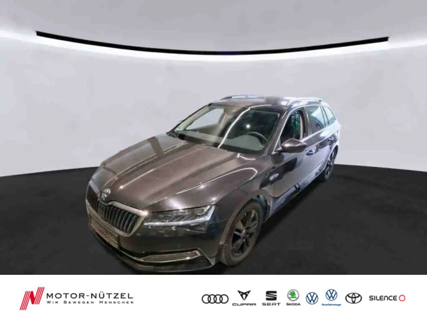 Skoda Superb Combi 2.0 TDI DSG 4x4 STYLE MATRIX+NAVI Schwarz - 1
