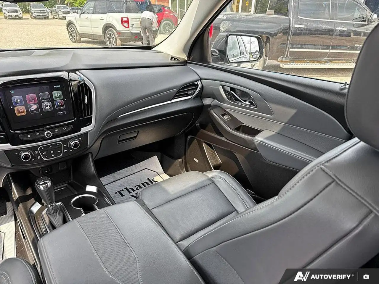Chevrolet Traverse снимка Chevrolet Traverse
