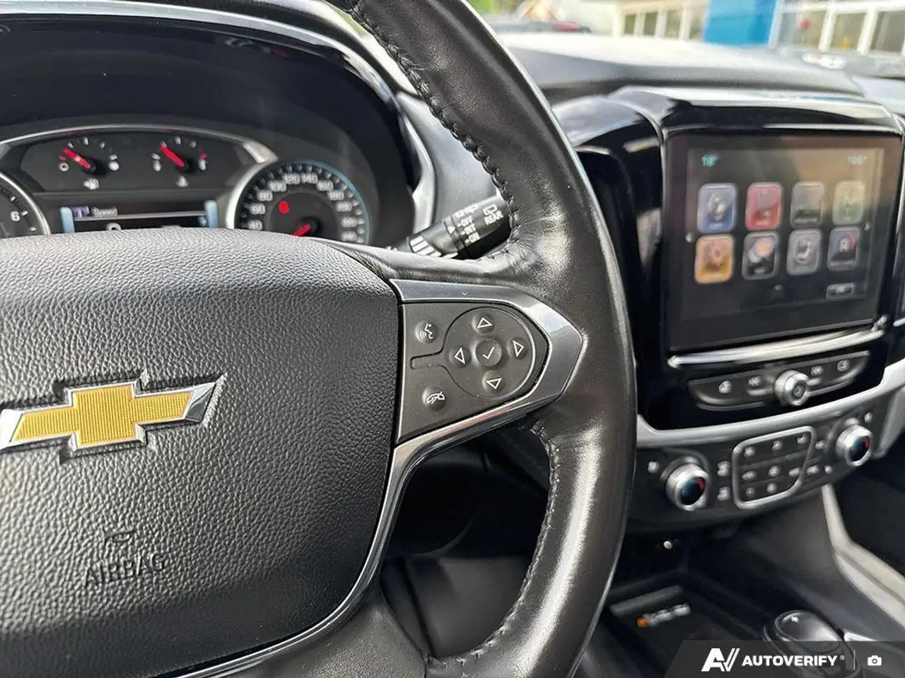 Chevrolet Traverse снимка Chevrolet Traverse