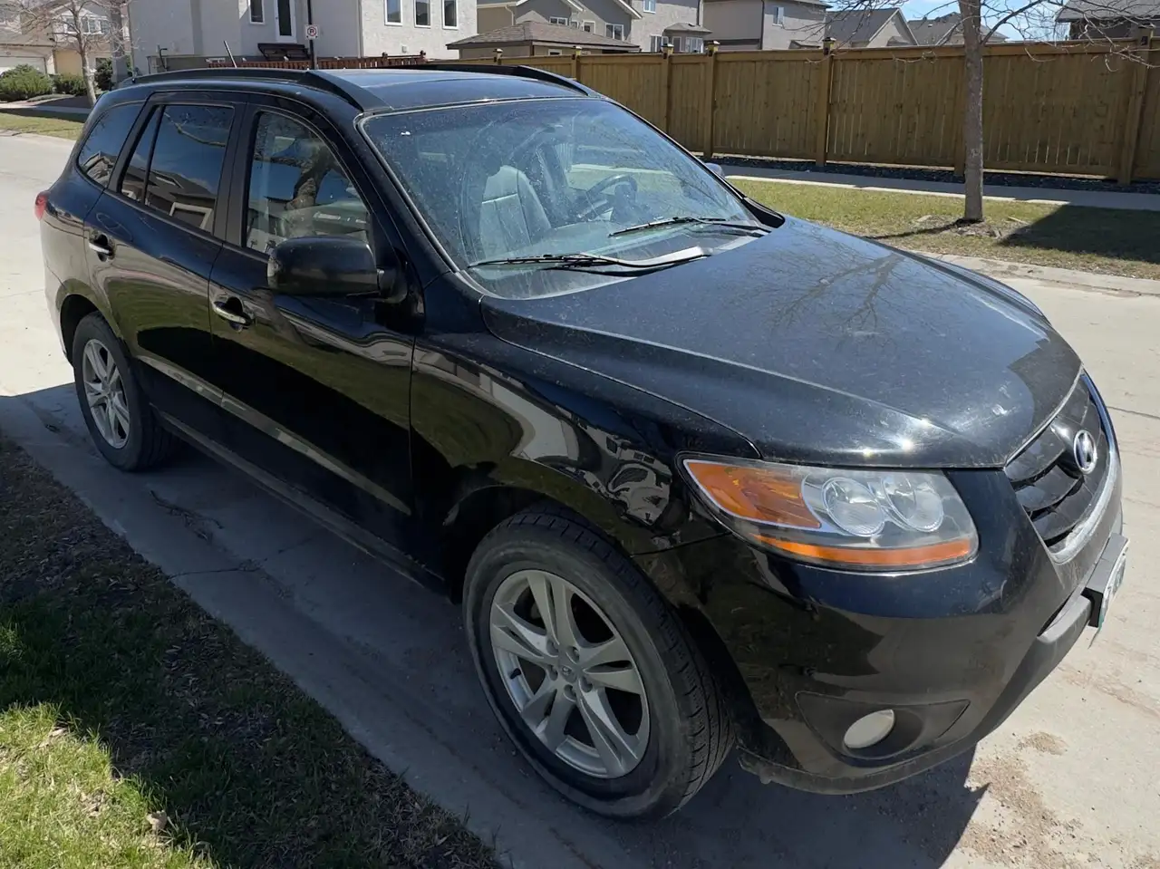 Hyundai SANTA FE photo Hyundai SANTA FE