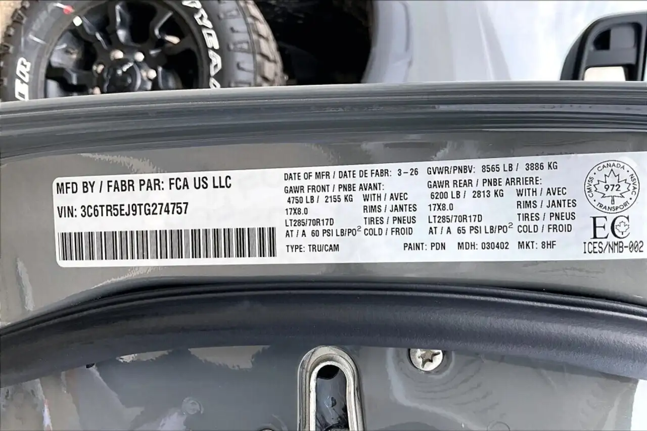 RAM 2500 снимка RAM 2500