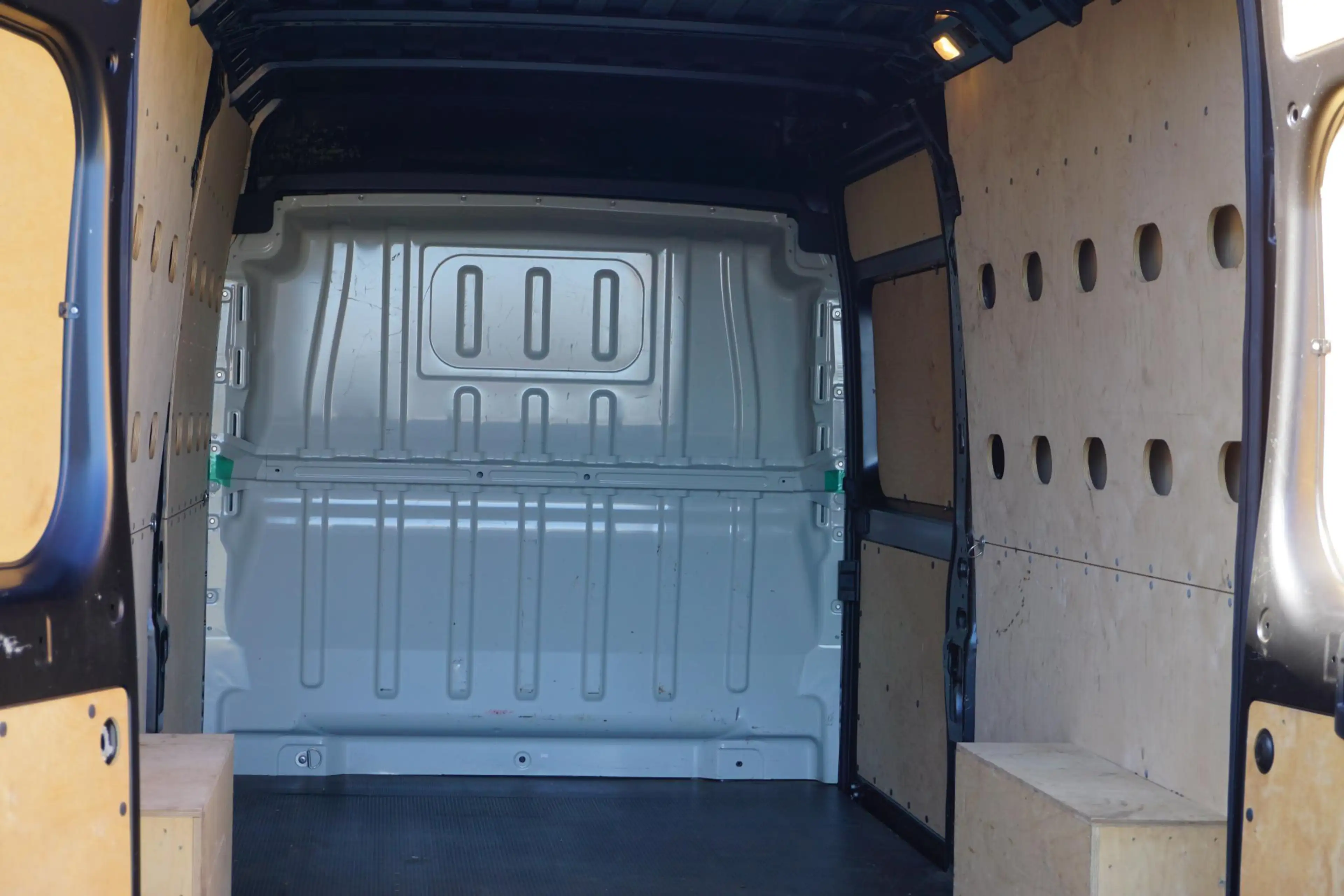 Peugeot Boxer 335 2.2 BlueHDi 140 L3H2 Premium in Topstaat |1e e — photo 14