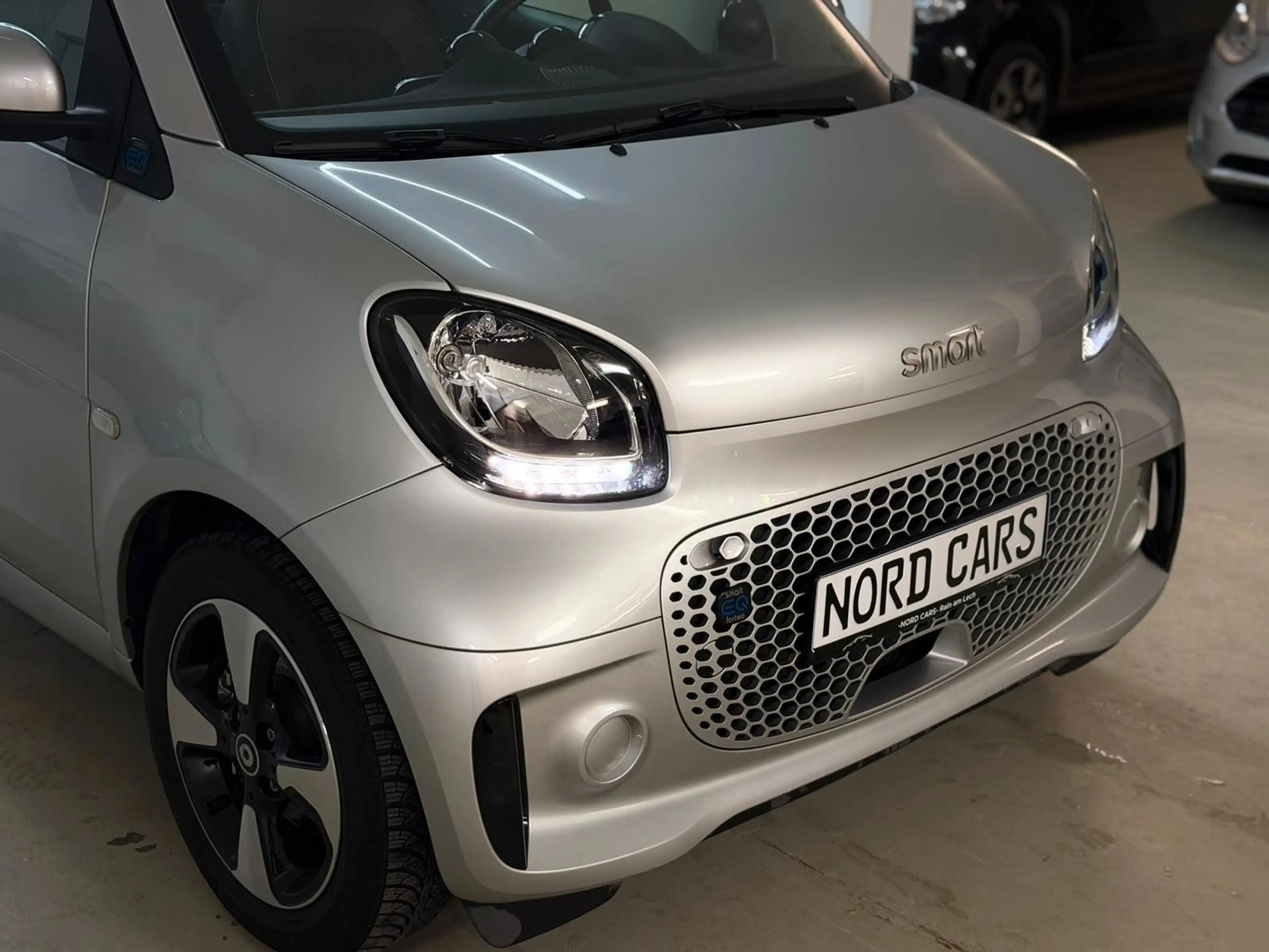 smart forTwo Cabrio electric drive / EQ NUR 6.000KM — photo 2