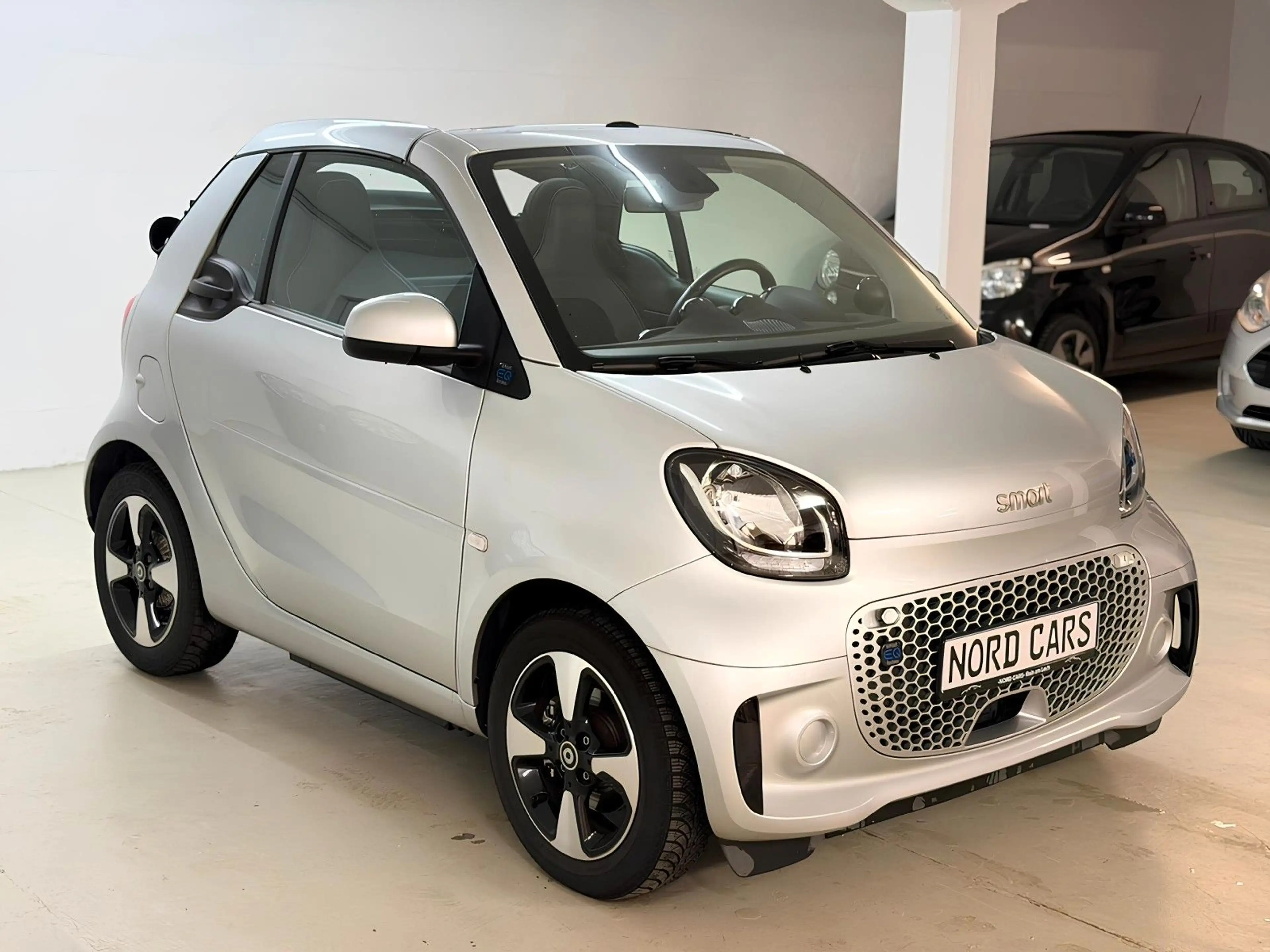 smart forTwo Cabrio electric drive / EQ NUR 6.000KM — photo 4