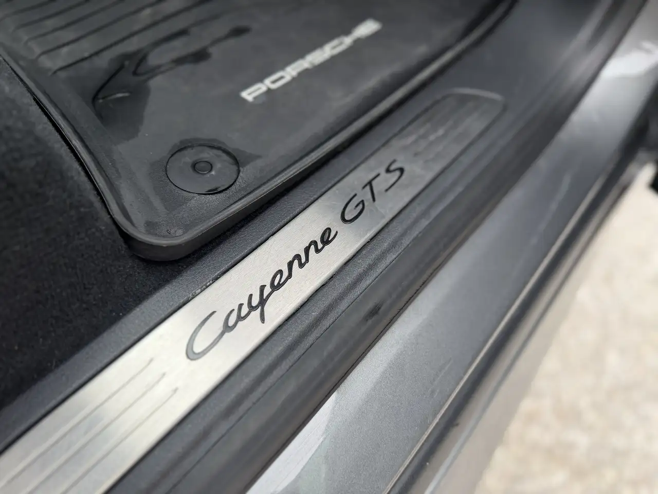 Porsche Cayenne снимка Porsche Cayenne