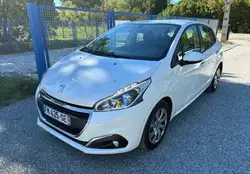 Peugeot 208 1.5 hdi 100 cv 5 portes écran tactile