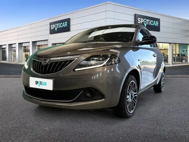 Lancia Ypsilon 1.0 FireFly 70cv S&S Hybrid SILVER PLUS