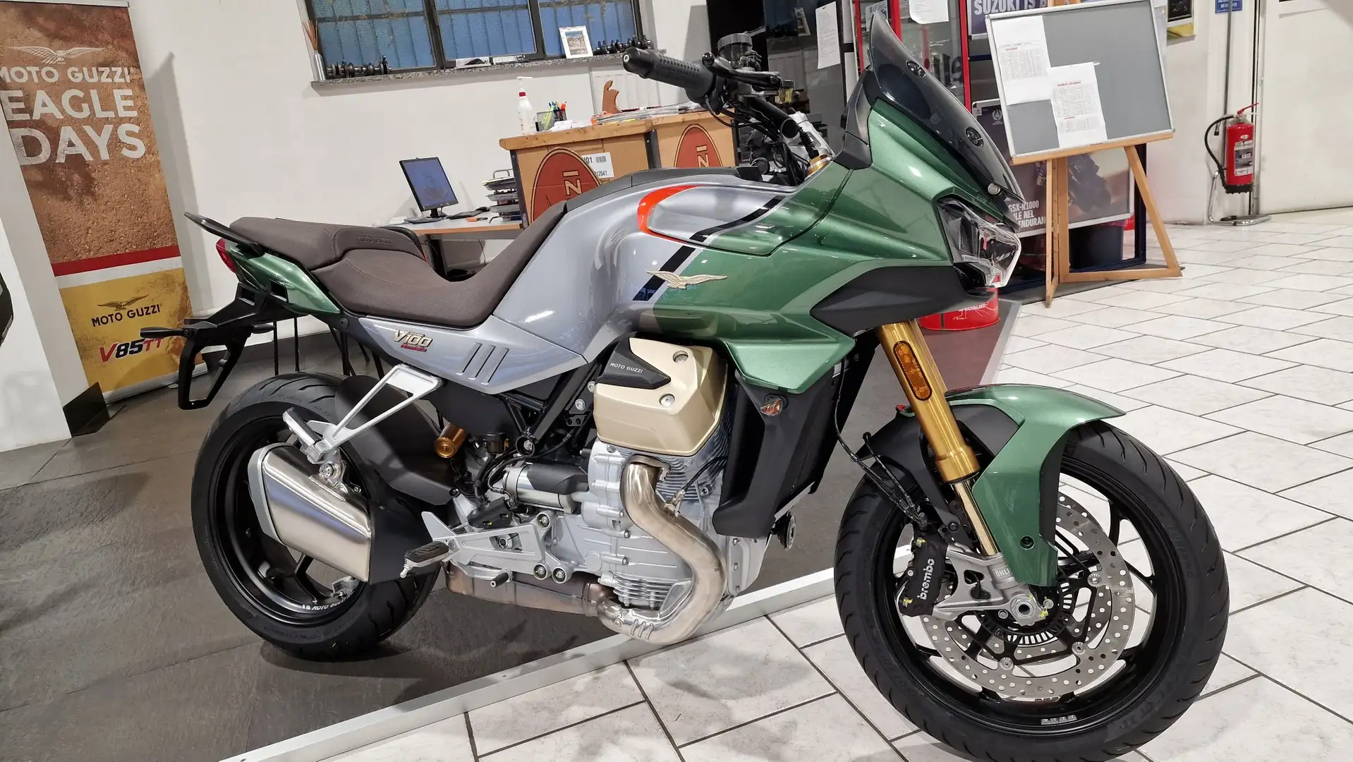 Moto Guzzi V 1000 V 100 MANDELLO S Zielony - 1