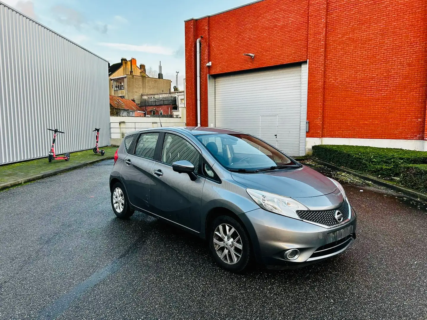 Nissan Note 1.5 dCi Business Edition Gris - 1