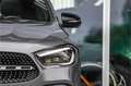 Mercedes-Benz GLA 200 AMG Line | Pano | Leder | Trekhaak | Grijs - thumbnail 4