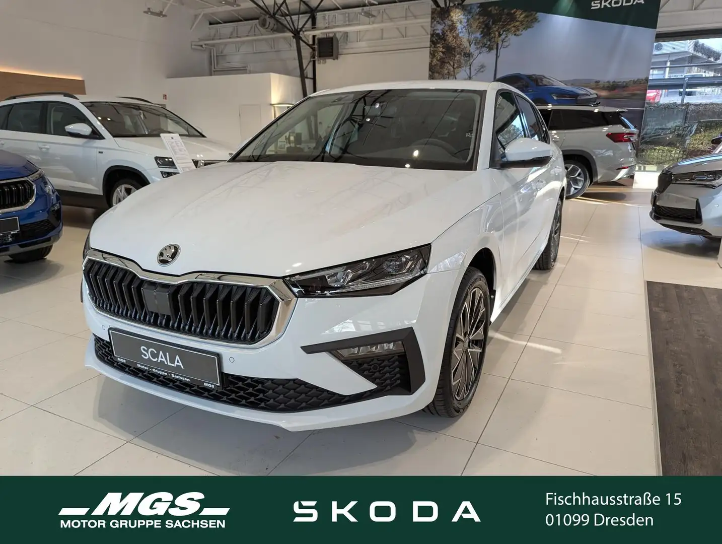 Skoda Scala 1.0 TSI Tour DSG Weiß - 1