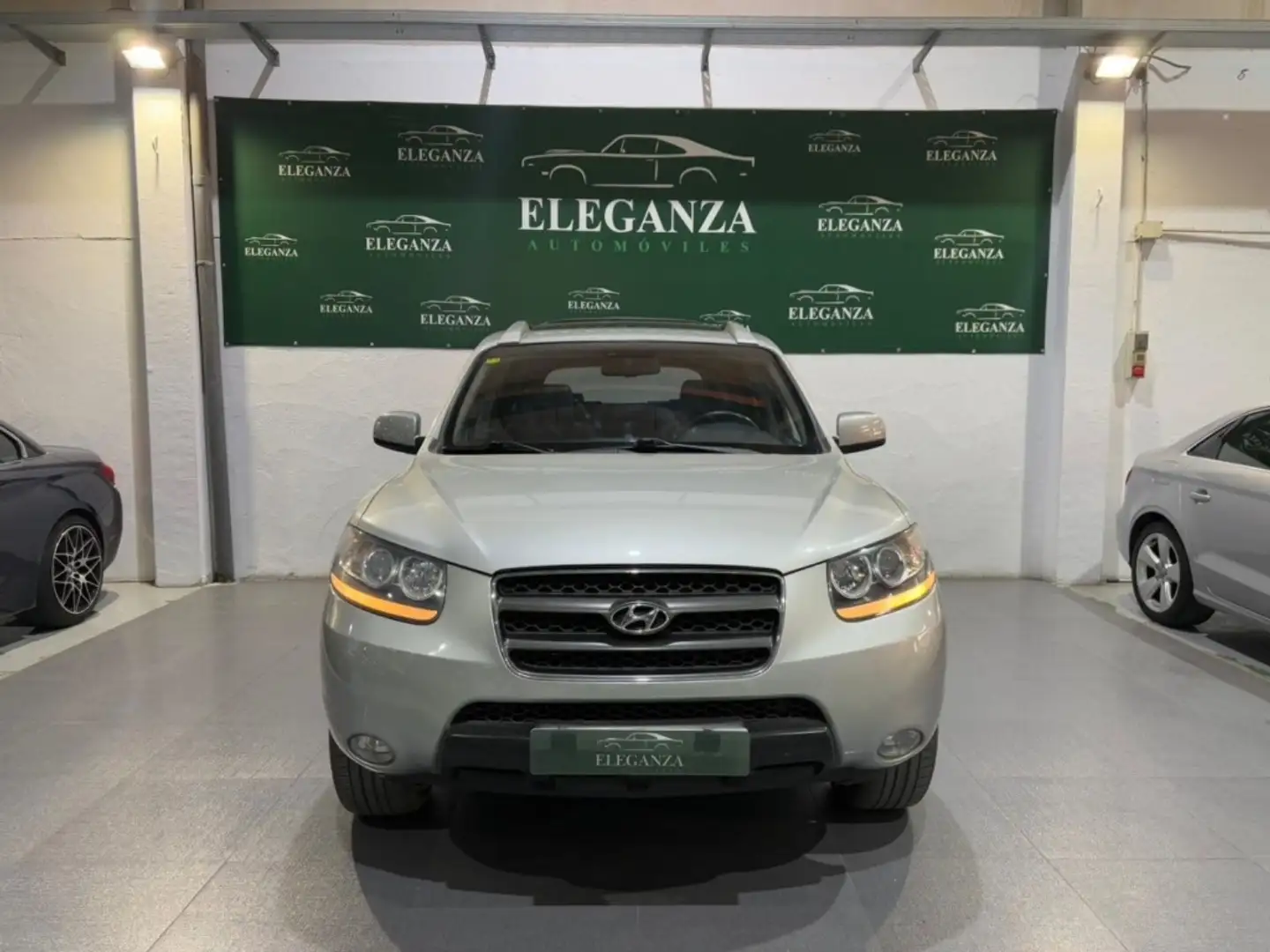 Hyundai SANTA FE 2.2CRDi Style 7pl. Aut. Gris - 2