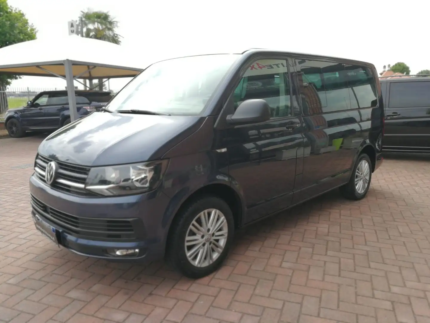 Volkswagen Multivan 2.0 TDI 150CV Trendline Bleu - 2