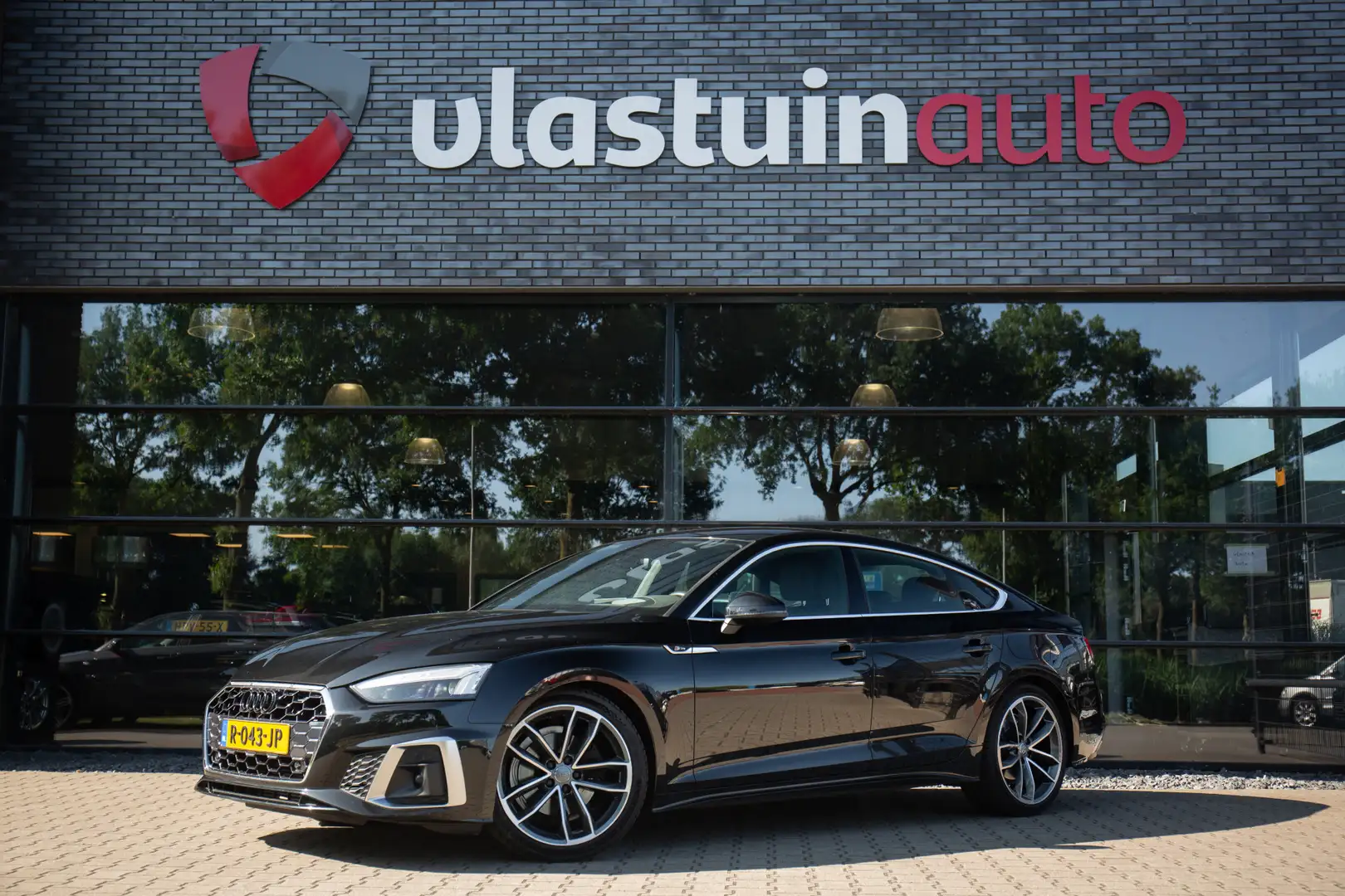 Audi A5 Sportback 40 TFSI Sport S-line , Adap. cruise, HUD Zwart - 1
