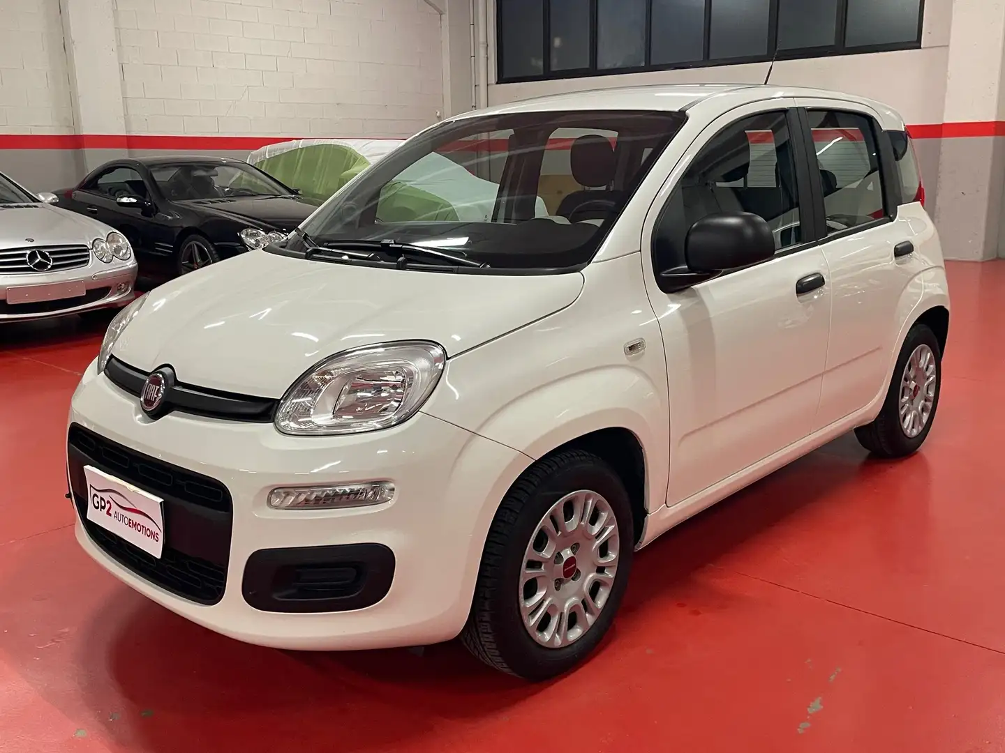 Fiat Panda Panda III 2012 1.2 Young 69cv Blanc - 1