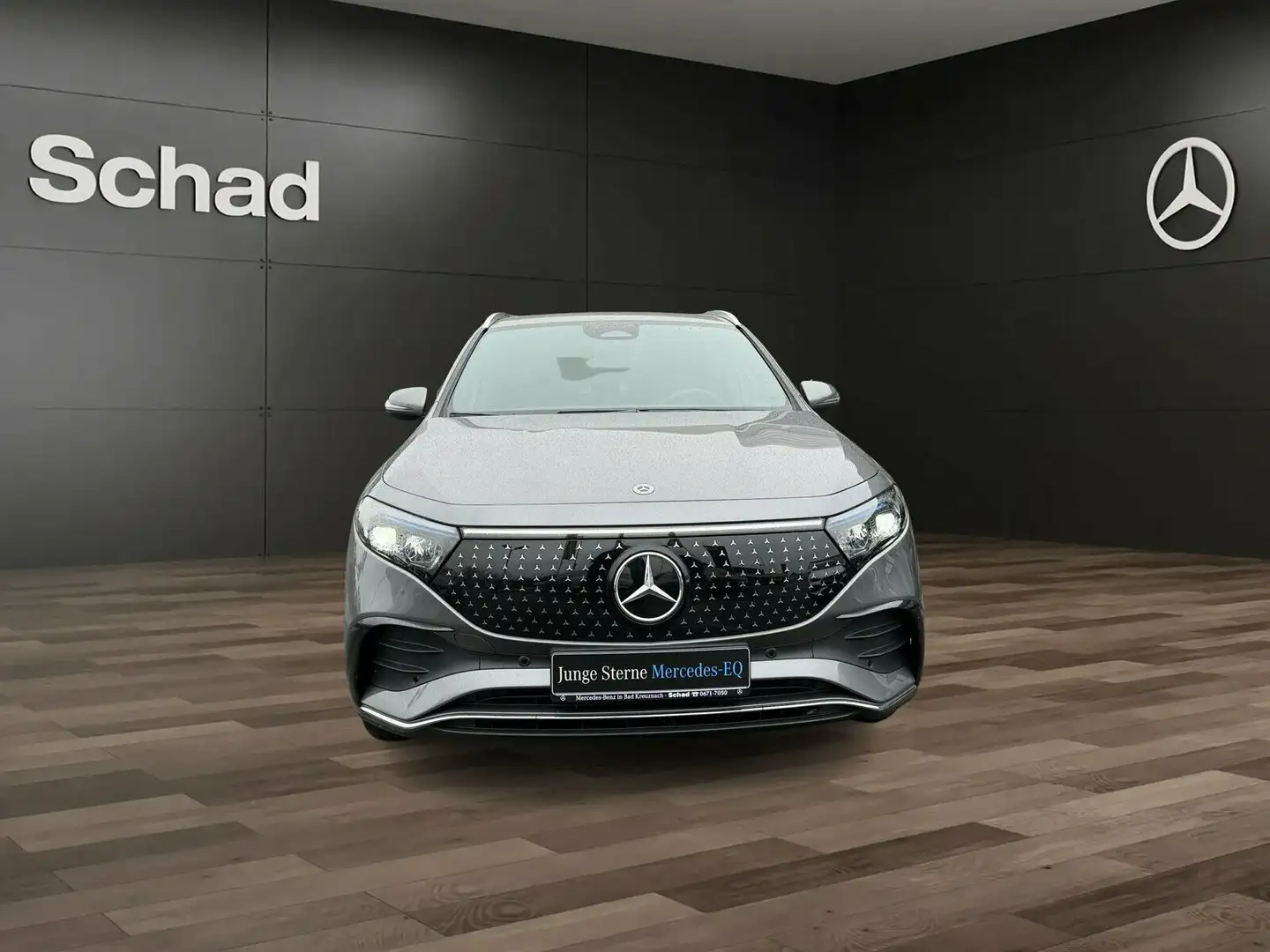 Mercedes-Benz EQA 350 EQA 350 4MATIC AMG Line/Navi/Styling/Klima/LED Gris - 2
