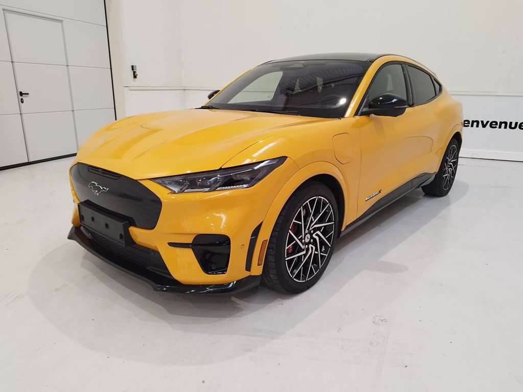 2022 Ford MUSTANG