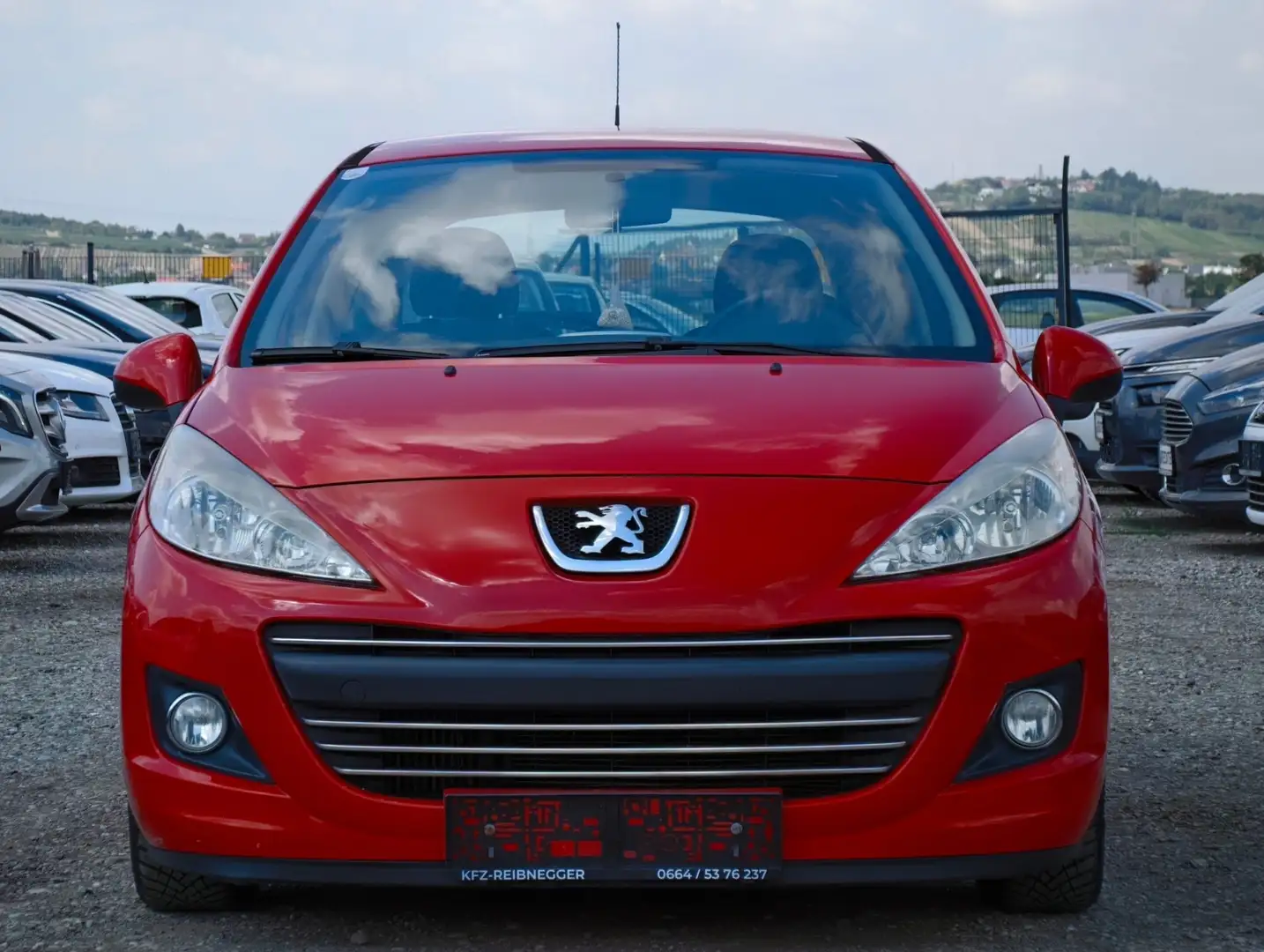 Peugeot 207 Rot - 2