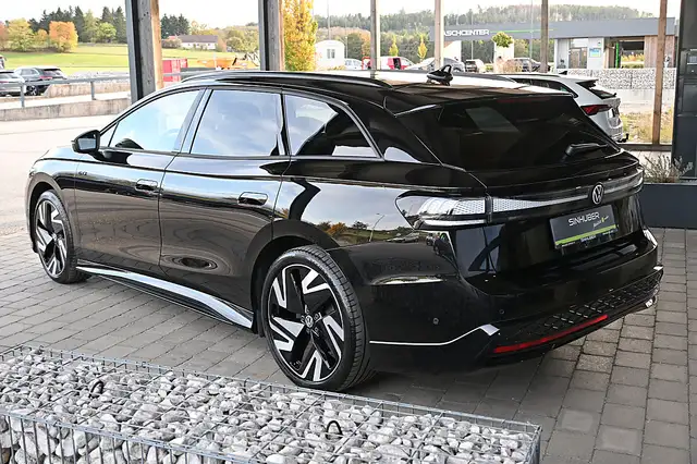 Volkswagen ID.7 GTX 4Motion NP €80k 21" ACC, AHK schwenkbar, DC... Ansicht 3