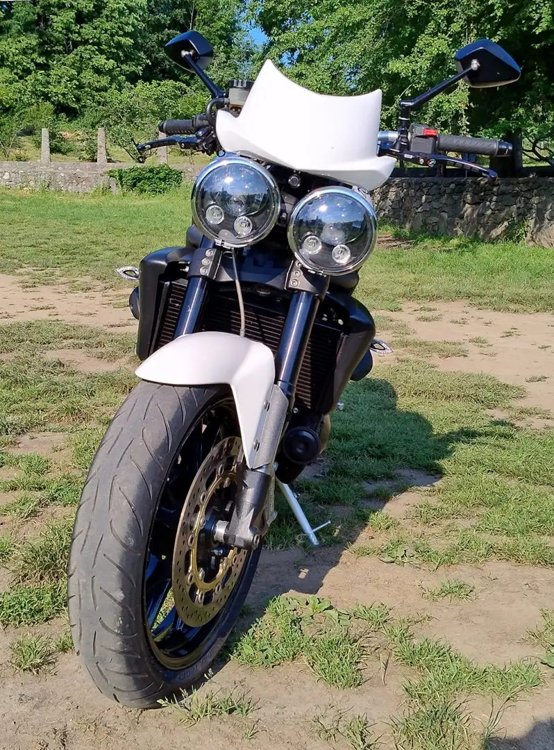 Triumph Speed Triple 1050 SE Alb - 2