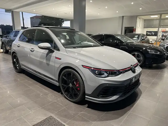 Volkswagen Golf GTI 2.0 TSI Clubsport DSG 221kW