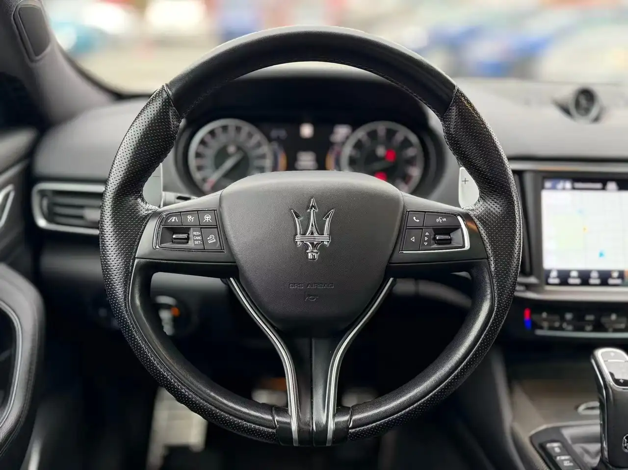 Maserati Levante снимка Maserati Levante
