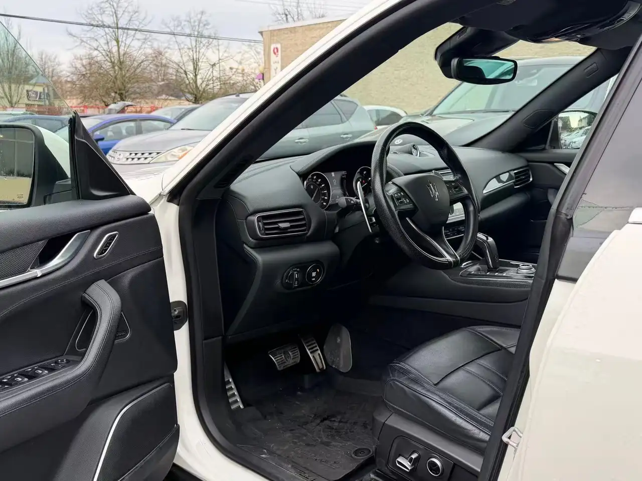 Maserati Levante снимка Maserati Levante