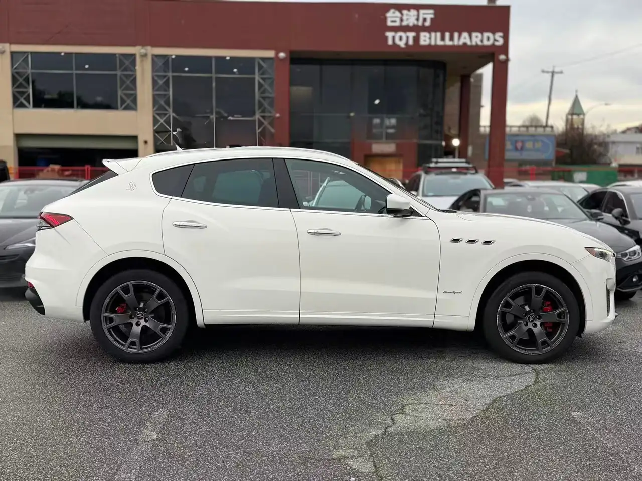 Maserati Levante снимка Maserati Levante